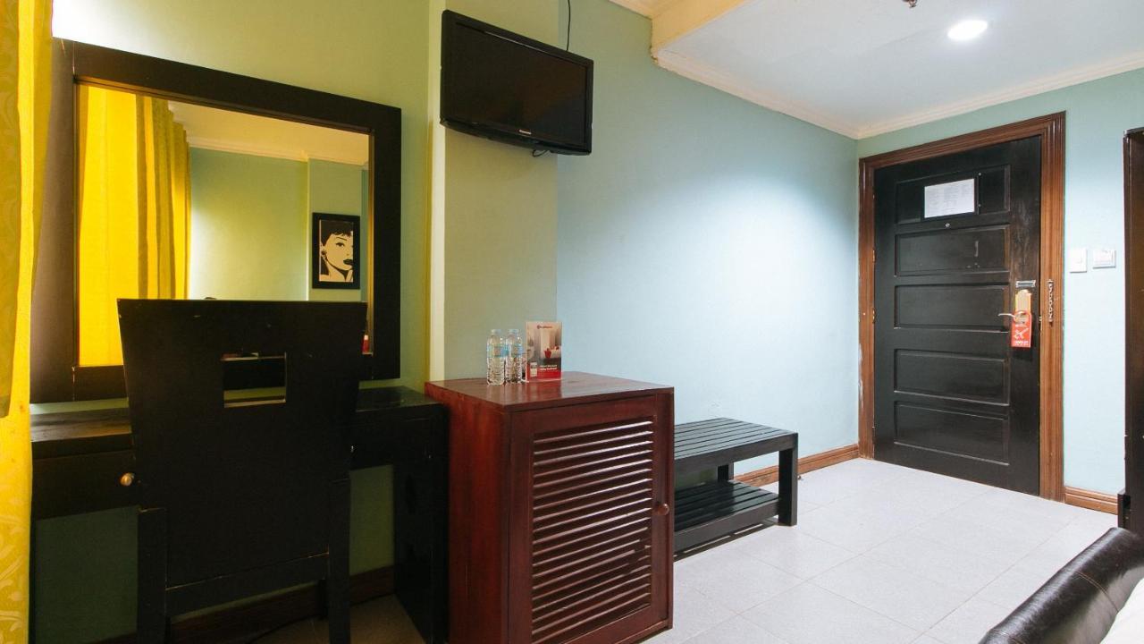 Holiday Plaza Hotel Tuguegarao City Exterior photo
