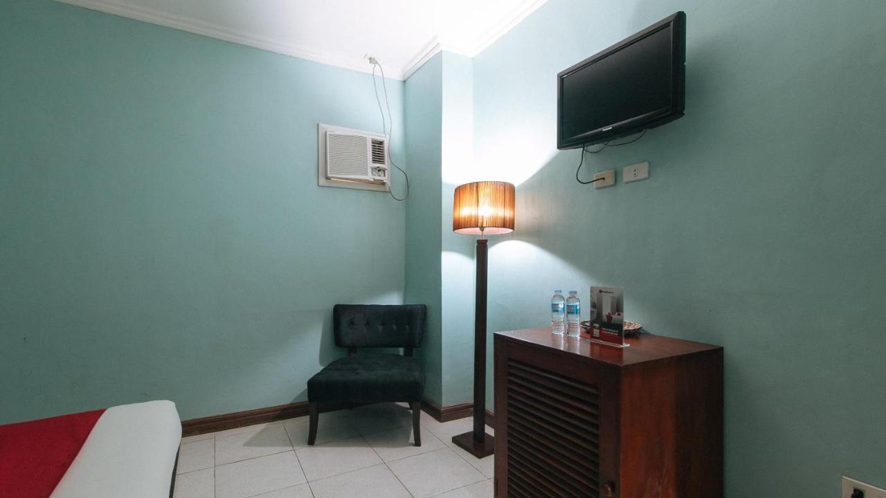 Holiday Plaza Hotel Tuguegarao City Exterior photo