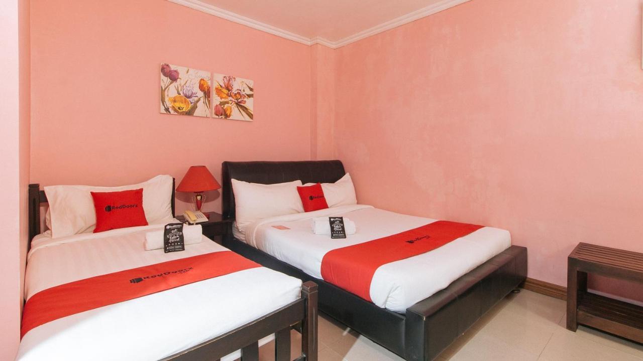 Holiday Plaza Hotel Tuguegarao City Exterior photo